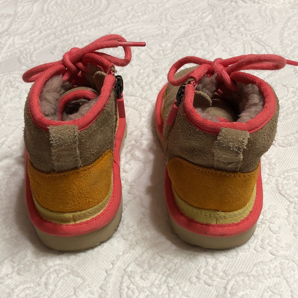 Kids Girls UGG Boots Size 11 Tan with Pink and Yellow Accents - Picture 3 of 11